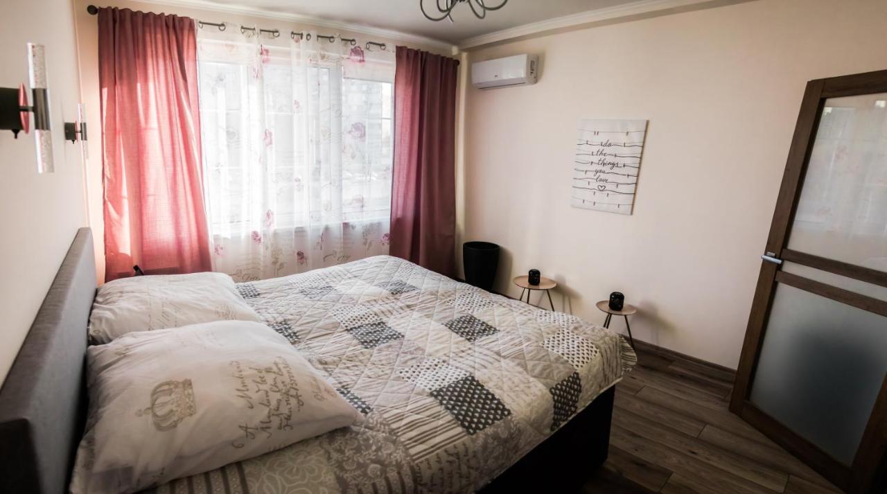 Royal House Apartment كييف المظهر الخارجي الصورة