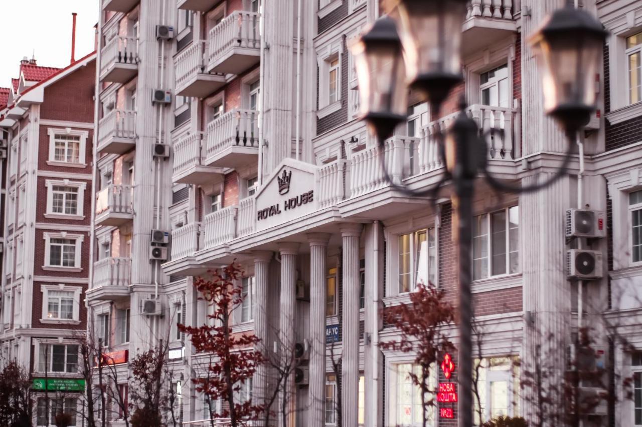 Royal House Apartment كييف المظهر الخارجي الصورة